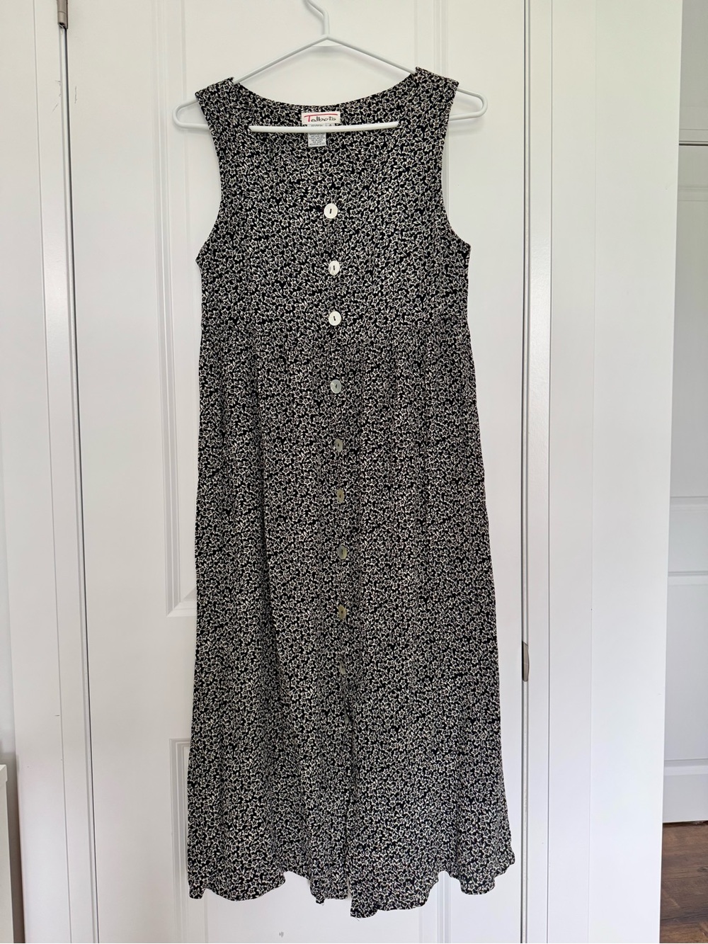 Talbots Black & White Floral Button-Front Midi Doll Dress Vintage 90s